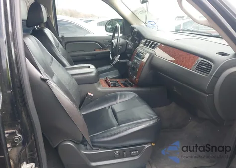 2007 Chevrolet Tahoe Ltz z USA, uszkodzony, nr VIN 1GNFC13J67R348930